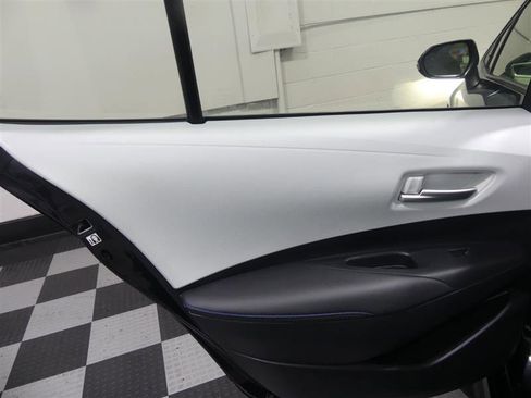 Used 2020 Toyota Corolla SE FWD image 24