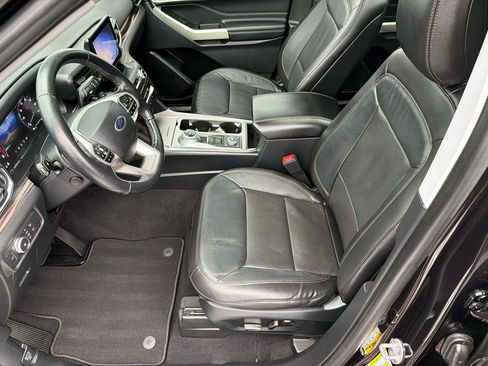 Used 2020 Ford Explorer Limited AWD/4WD image 9