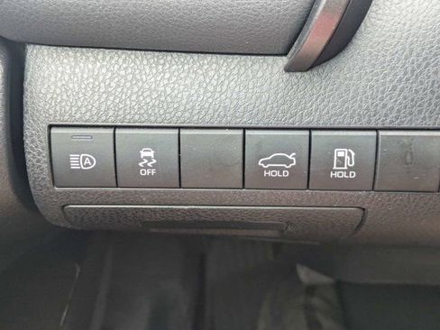 Used 2023 Toyota Camry SE FWD image 22