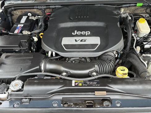 Used 2017 Jeep Wrangler Unlimited Sport w/ Quick Order Package 23S AWD/4WD image 22