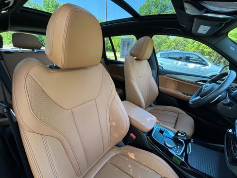Used 2024 BMW X3 xDrive30i w/ M Sport Package AWD/4WD image 24