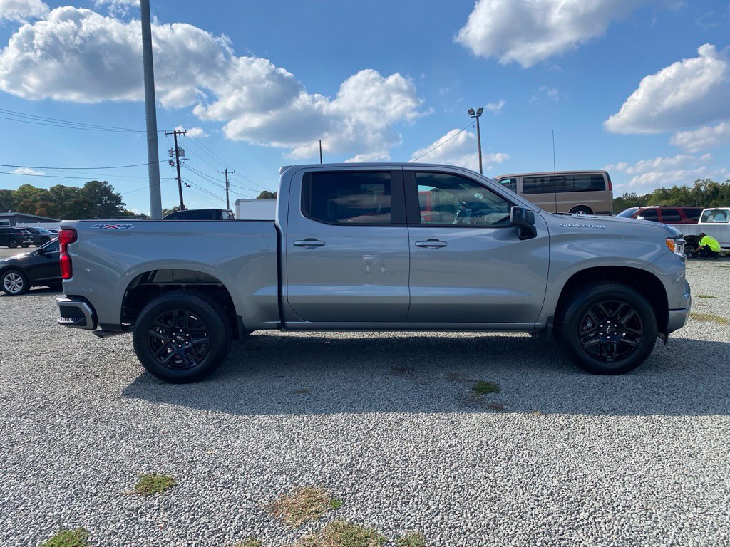 New 2026 Chevrolet Silverado 1500 RST AWD/4WD image 2