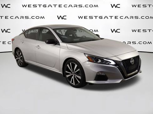 Used 2020 Nissan Altima 2.5 SR w/ Premium Package FWD image 43