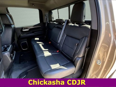 Used 2022 Chevrolet Silverado 1500 LT Trail Boss w/ LT Trail Boss Premium Package image 21