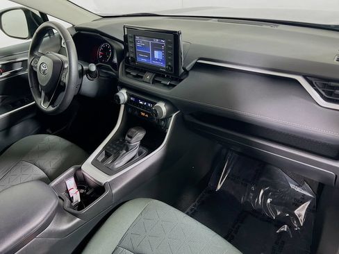 Certified 2022 Toyota RAV4 XLE w/ XLE Grade Weather Package AWD/4WD image 25