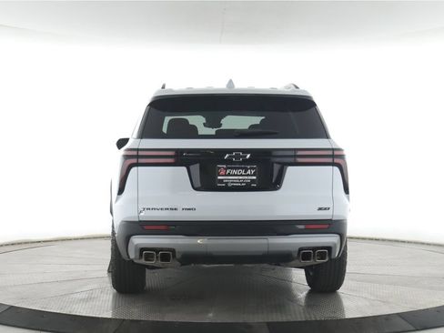Used 2026 Chevrolet Traverse Z71 AWD/4WD image 11
