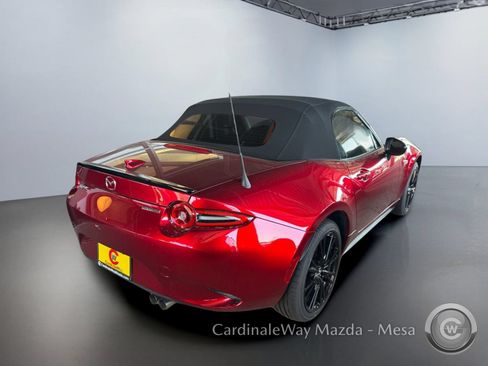 New 2026 MAZDA MX-5 Miata Club w/ Interior Package RWD image 4