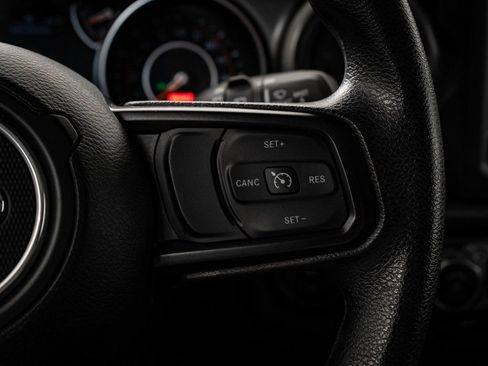 Used 2023 Jeep Wrangler Willys image 30