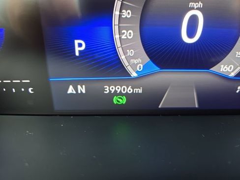 Used 2024 Volkswagen Taos SE image 21