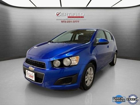 Used 2016 Chevrolet Sonic LT image 1
