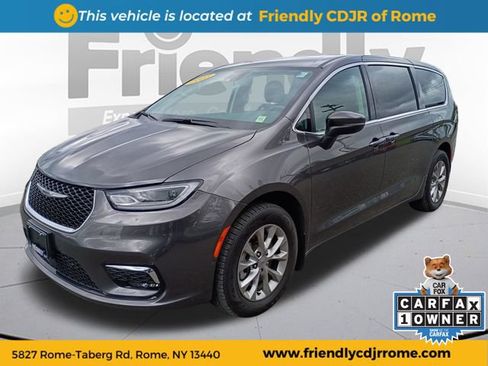 Used 2023 Chrysler Pacifica Touring-L w/ Uconnect Theater Family Group AWD/4WD image 1