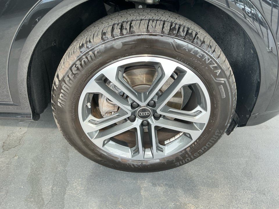 Certified 2025 Audi Q5 Premium w/ Convenience Package AWD/4WD image 31