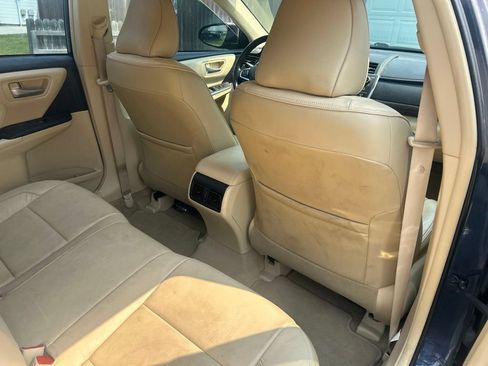 Used 2015 Toyota Camry XLE FWD image 12