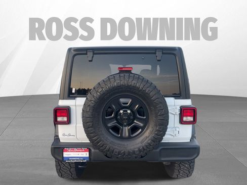 Used 2025 Jeep Wrangler Sport image 5