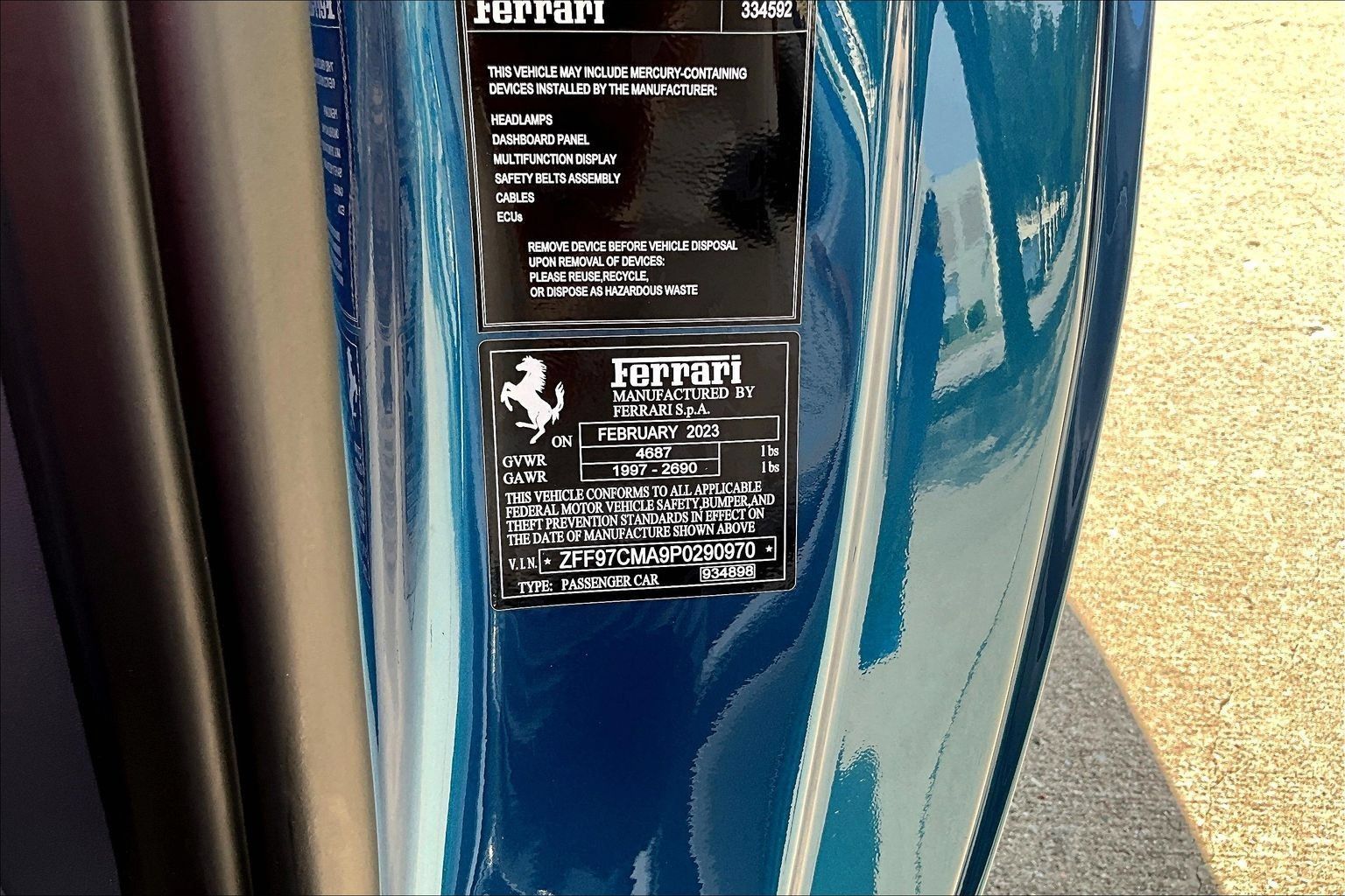 Used 2023 Ferrari 812 GTS RWD image 17