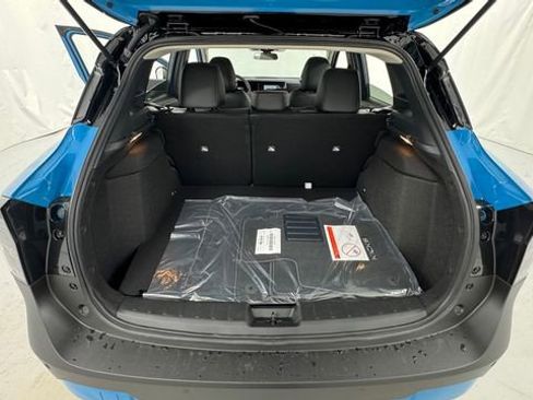 New 2026 Nissan Kicks SR w/ SR Premium Package AWD/4WD image 16