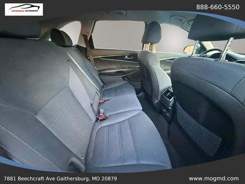 Used 2020 Kia Sorento FWD V6 image 20