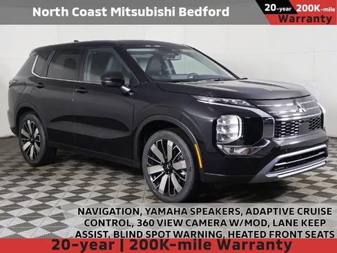 New 2026 Mitsubishi Outlander SE image 1