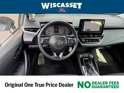 Used 2024 Toyota Corolla LE image 7