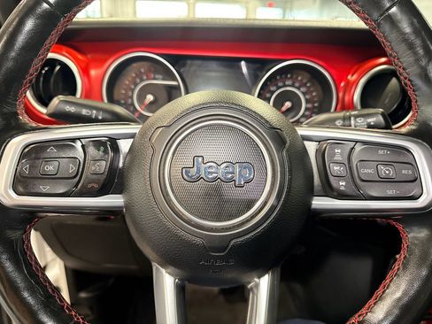 Used 2022 Jeep Gladiator Rubicon w/ LED Lighting Group AWD/4WD image 24