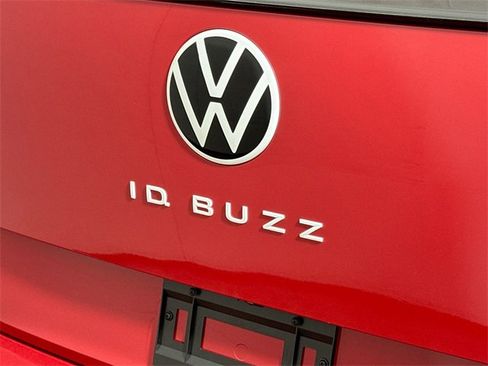 New 2025 Volkswagen ID. Buzz Pro S Plus image 18