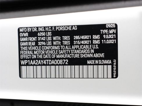 New 2026 Porsche Cayenne image 24