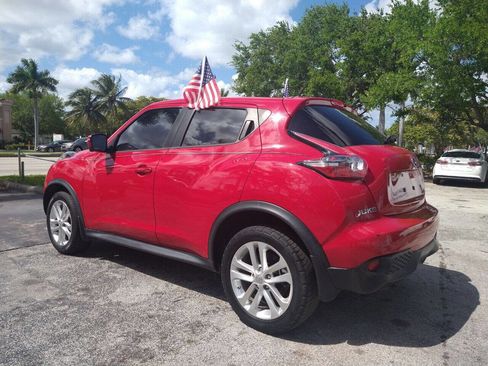 Used 2015 Nissan Juke SV w/ Technology Package FWD image 10