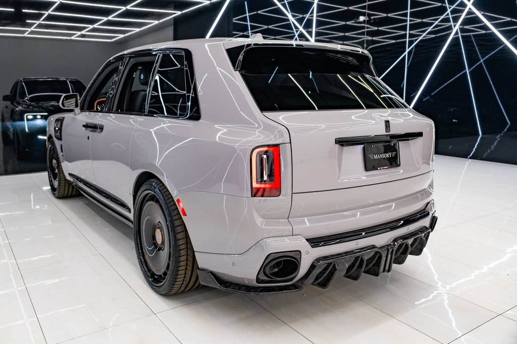 Used 2026 Rolls-Royce Cullinan AWD/4WD image 17