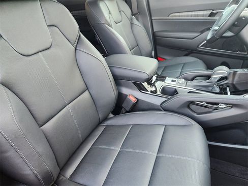 New 2025 Kia Telluride EX image 10