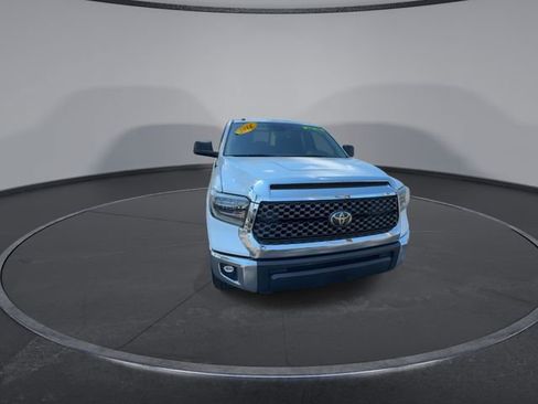 Used 2018 Toyota Tundra SR5 w/ TRD Off Road Package image 5