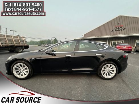 Used 2018 Tesla Model S 75D AWD/4WD image 3