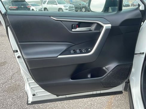 Used 2023 Toyota RAV4 XLE image 20