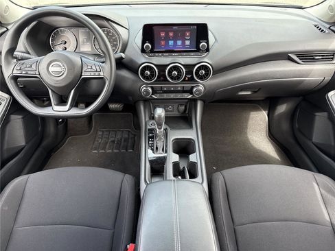 Used 2025 Nissan Sentra S FWD image 2
