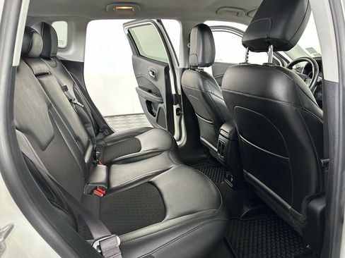 Used 2021 Jeep Compass Altitude image 21