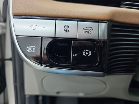Used 2024 Hyundai Ioniq 5 Limited image 30
