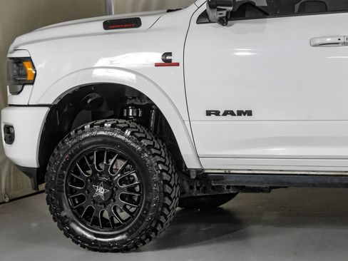 Used 2022 RAM 3500 Limited AWD/4WD image 13