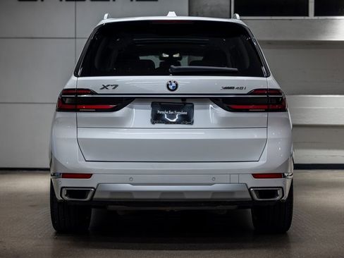 Used 2025 BMW X7 xDrive40i image 6