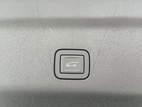 New 2026 GMC Yukon XL AT4 Ultimate w/ LPO, Floor Liner Package AWD/4WD image 35