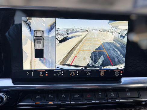 Used 2024 GMC Sierra 1500 Elevation w/ Elevation Premium Package image 15