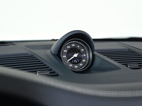 Used 2025 Porsche 911 Carrera image 22