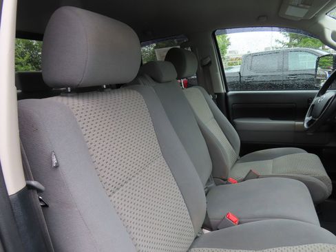Used 2013 Toyota Tundra 4x4 Double Cab Long Bed w/ Convenience Pkg image 33