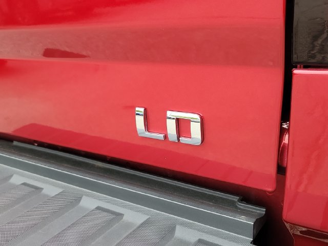 Used 2019 Chevrolet Silverado 1500 LT w/ All Star Edition AWD/4WD image 8