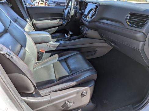 Used 2024 Dodge Durango GT image 37