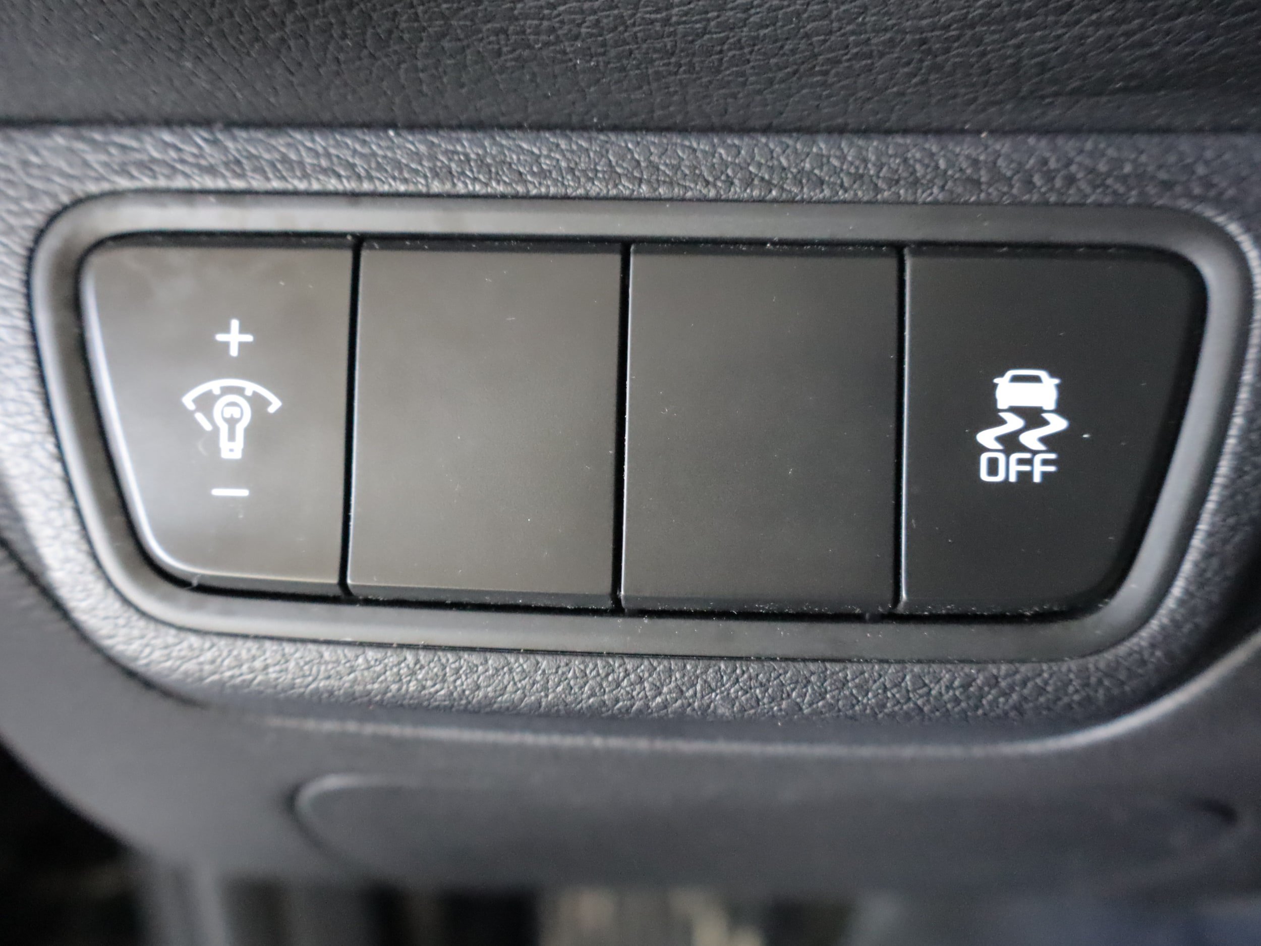 Used 2023 Kia Forte LXS FWD image 15