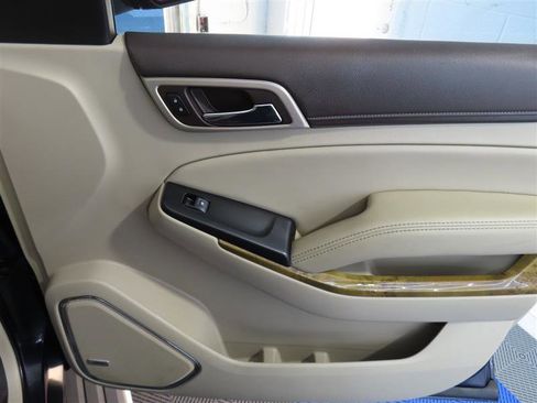 Used 2017 GMC Yukon Denali w/ Open Road Package image 40