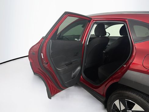 Used 2025 Hyundai Kona SEL FWD image 24