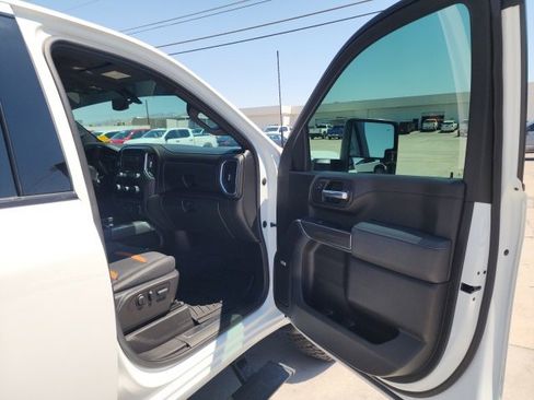 Used 2022 GMC Sierra 2500 AT4 w/ AT4 Preferred Package image 36