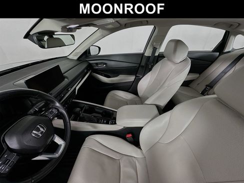Used 2023 Honda Accord Touring image 5