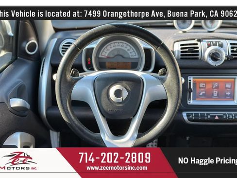 Used 2013 smart fortwo pure RWD image 18