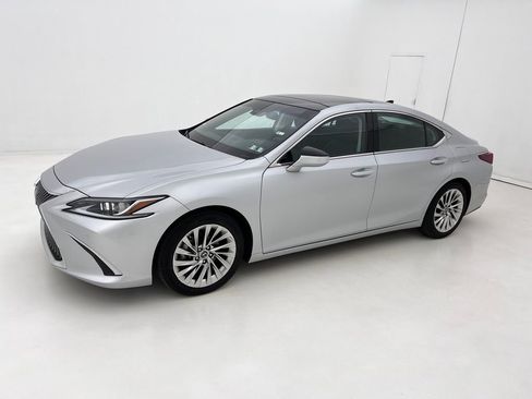 Used 2020 Lexus ES 350 w/ Accessory Package FWD image 5